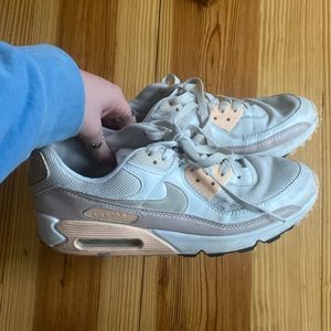 nike air maxes